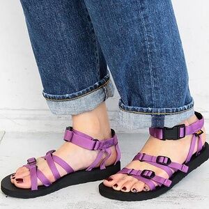 Teva Alps 90s Purple Gladiator Strappy Buckle Ankle Wrap Sandals Womens 7